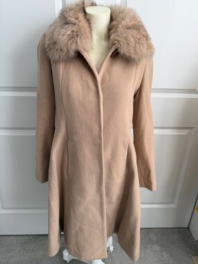 SACHI Camel Wool Coat with Fox Fur Collar-Small